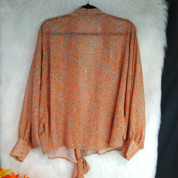 Kori America Peach Tan Floral Print Long Sleeve Front Tie Cropped Shirt Size S - Picture 4 of 9